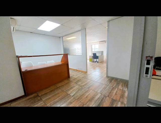 108M² OFFICE FOR SALE IN MARCONI BEAM INDUSTRIA